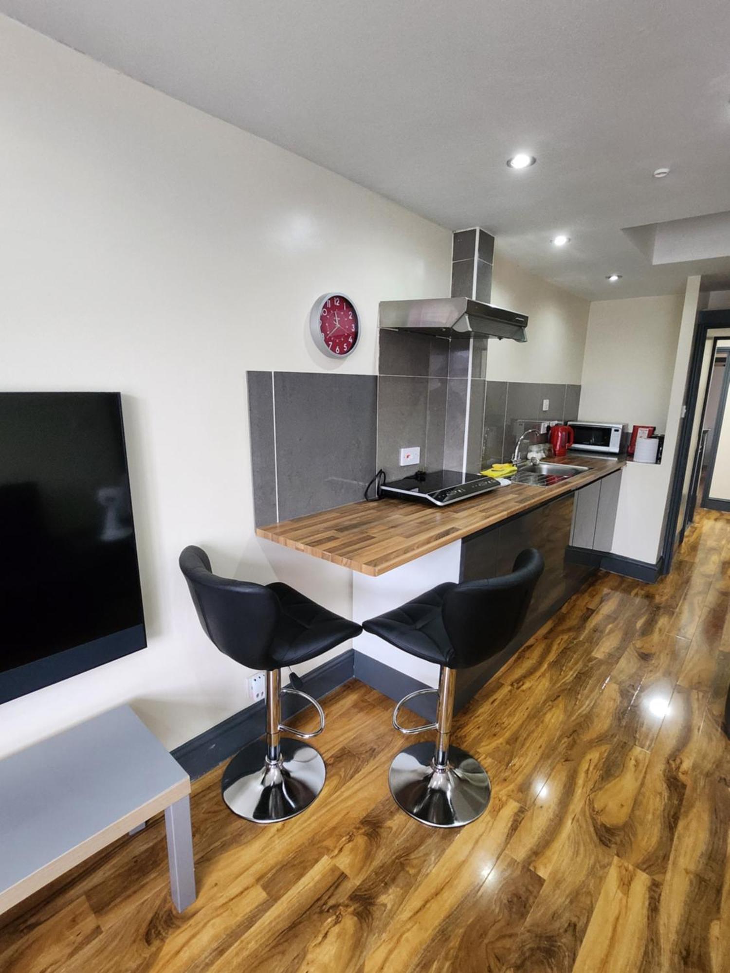 133 A Park Road Apartment Манчестър Екстериор снимка